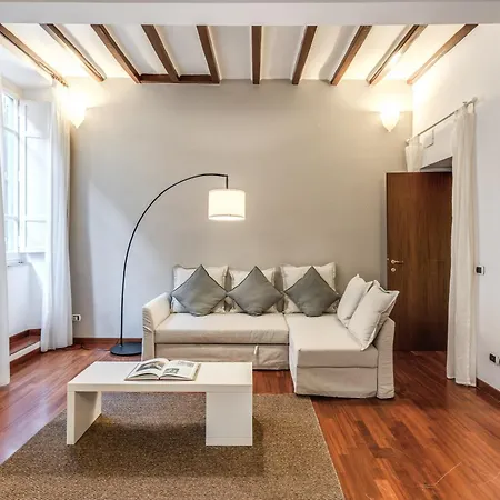 Apartment Myrhome - Spanish Steps