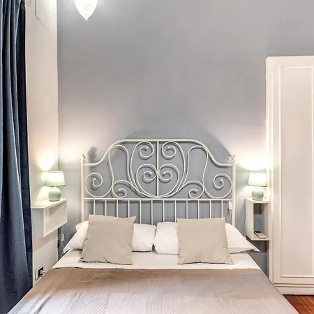 Myrhome - Spanish Steps Apartment Rom