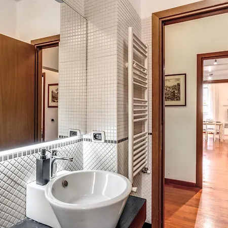 Apartment Myrhome - Spanish Steps