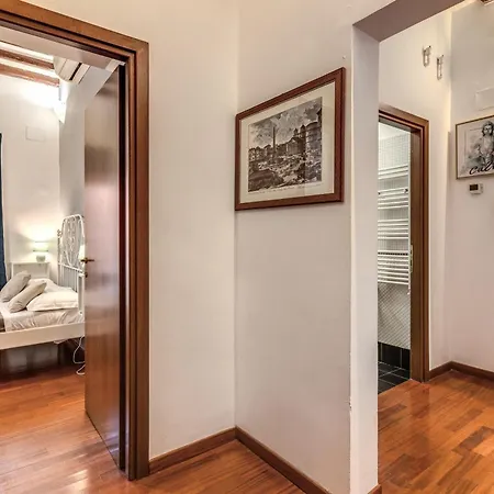 Apartment Myrhome - Spanish Steps Rom